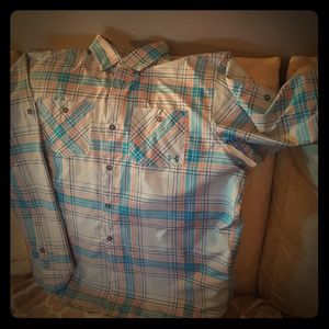 XL Mens Under Armor Button down HeatGear Shirt